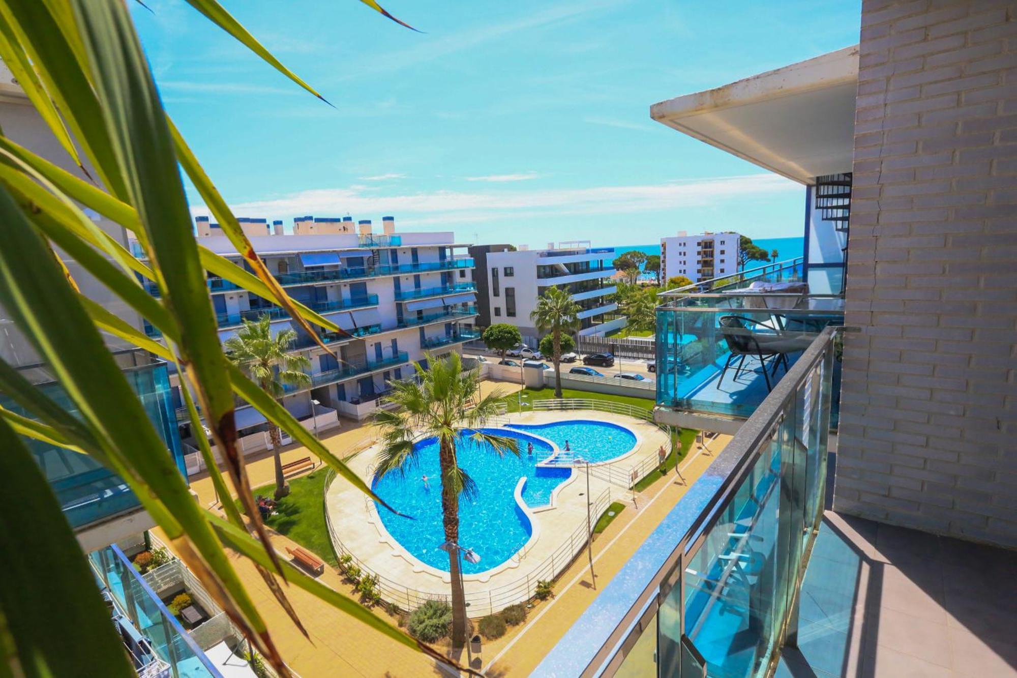 Augusta Litoral - Only Families Apartment Кембрилс Екстериор снимка